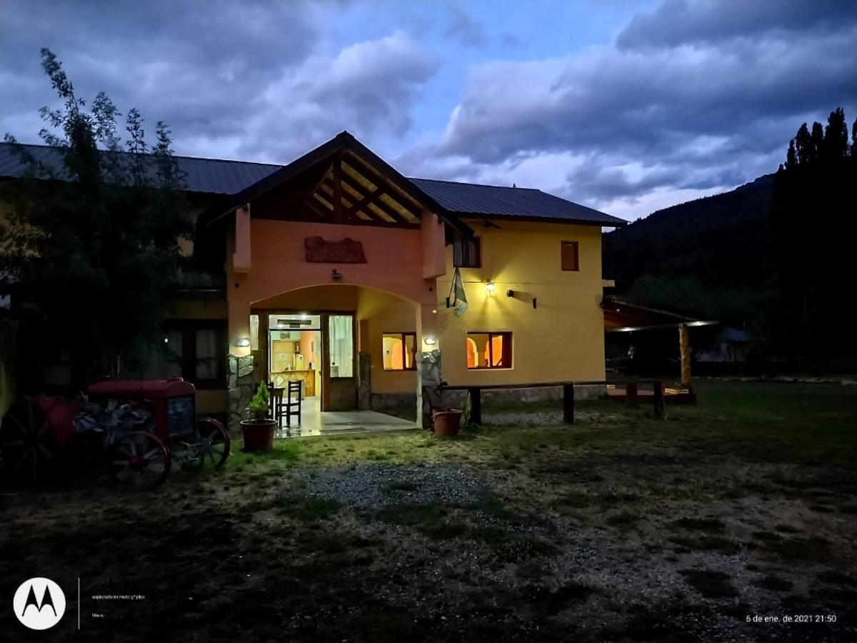 Corinto Hostel El Bolsón Eksteriør billede