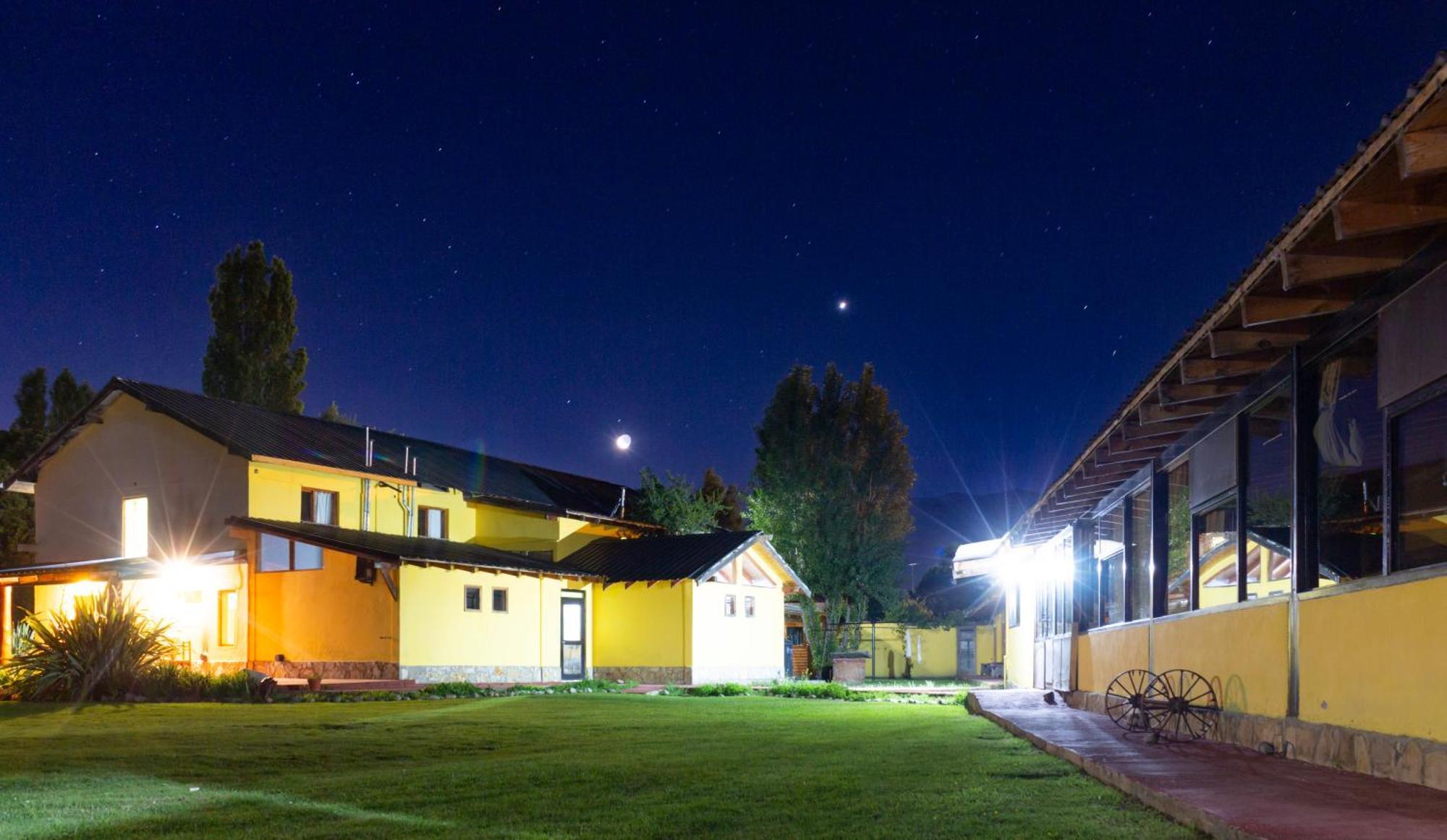 Corinto Hostel El Bolsón Eksteriør billede